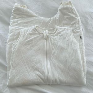 White Kyte Baby Walker Sleep Sac (NWOT)